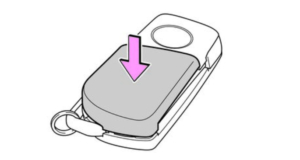 車のキーの電池交換はどこでできるの 依頼先や自分で行う方法も紹介 車のキーの電池交換はどこでできるの 依頼先や自分で行う方法も紹介